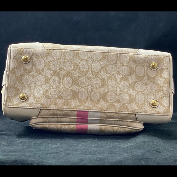 COACH Heritage Stripe Dome
Satchel 13198 Handbag. - Picture 9 of 17